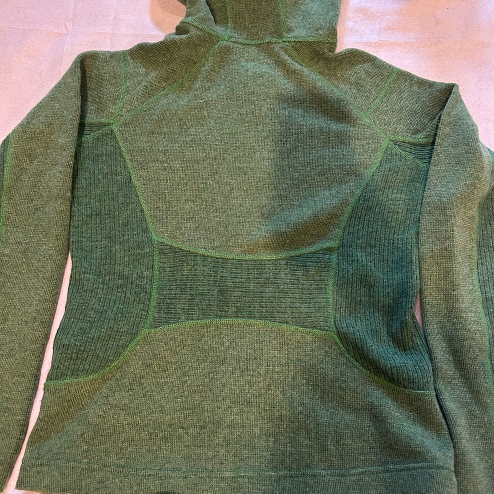 Mountain Hardwear Green Women's Sweater 4024 - Picture 4 of 4